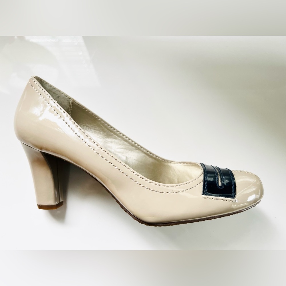 Liz Claiborne Patent Pumps
